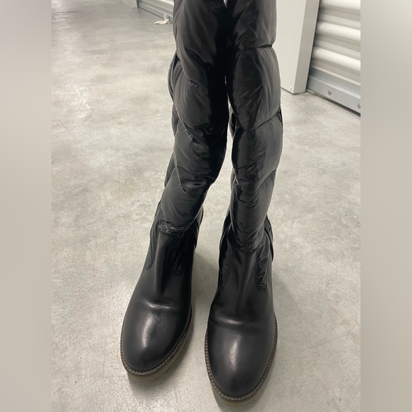 Winter boots that are perfect for ski vacation !!! - Picture 3 of 6